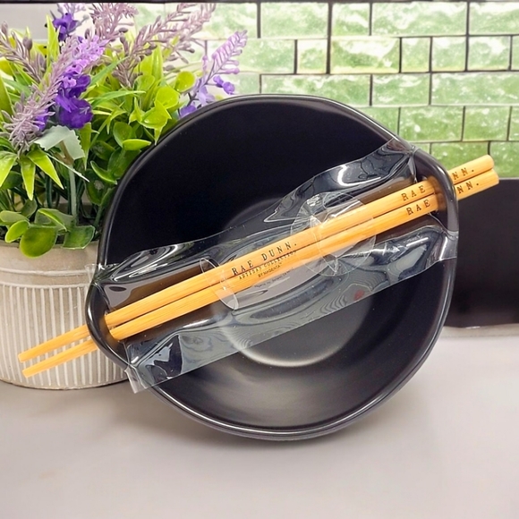 🆑️ CLEARANCE Rae Dunn Large Black Ramen Noodle Bowl With Chopsticks - Picture 4 of 12